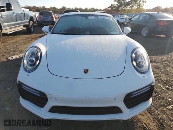 ✅ 2018 Porsche 911 Turbo • VIN: WP0AD2A91JS156233 • Lot: 75601324. Listed on Copart with 13,202 mi. Free auction sales archive from the USA and detailed vehicle history report at DreamBid. Image 5.