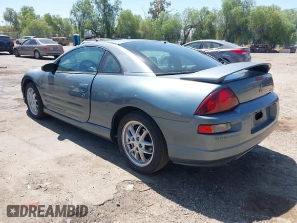 ✅ 2001 Mitsubishi Eclipse GT • VIN: 4A3AC54H01E194572 • Lot: 42886998. Listed on IAAI with 271,238 mi. Free auction sales archive from the USA and detailed vehicle history report at DreamBid. Image 3.