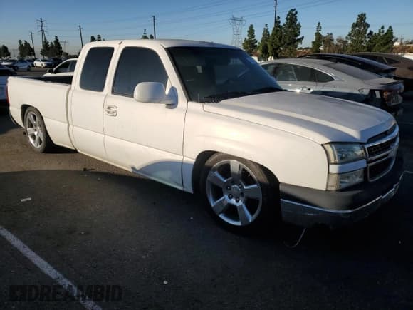✅ 2004 Chevrolet Silverado 1500 LS • VIN: 2GCEC19T041270016 • Лот: 79030194. Опубликован ранее на Copart с пробегом 385 251 миль. Бесплатный доступ к архиву аукционных продаж из США и подробный отчёт об истории автомобиля на DreamBid. Изображение 4.