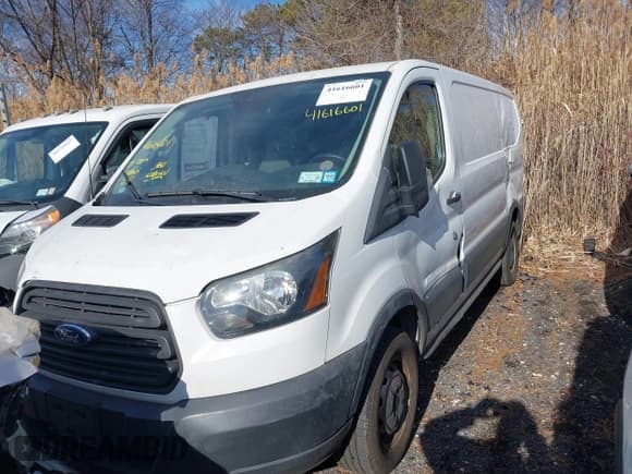 ✅ 2017 Ford Transit • VIN: 1FTYR1YG0HKA47755 • Lot: 41616601. Wystawiony na IAAI z przebiegiem 93 170 mil. Bezpłatny archiwum sprzedaży aukcyjnych z USA i szczegółowy raport historii pojazdu na DreamBid. Zdjęcie 19.