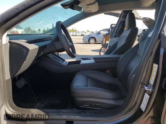 ✅ 2025 Tesla Model 3 Long Range • VIN: 5YJ3E1EA1SF938468 • Lot: 84957185. Listed on Copart with 5,564 mi. Free auction sales archive from the USA and detailed vehicle history report at DreamBid. Image 7.