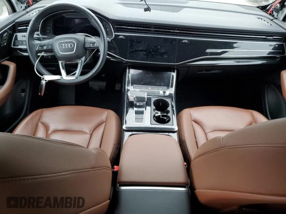 ✅ 2021 Audi Q7 Premium Plus • VIN: WA1LXAF76MD014769 • Lot: 69276285. Wystawiony na Copart z przebiegiem 51 016 mil. Bezpłatny archiwum sprzedaży aukcyjnych z USA i szczegółowy raport historii pojazdu na DreamBid. Zdjęcie 8.