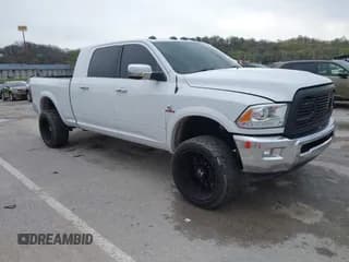 ✅ 2017 Ram 2500 Laramie • VIN: 3C6UR5NL5HG706029 • Lot: 41935696. Wystawiony na IAAI z przebiegiem 204 087 mil. Bezpłatny archiwum sprzedaży aukcyjnych z USA i szczegółowy raport historii pojazdu na DreamBid. Zdjęcie 1.