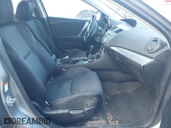 ✅ 2010 Mazda 3 S Grand Touring • VIN: JM1BL1S6XA1233368 • Lot: 43808732. Listed on IAAI with 164,224 mi. Free auction sales archive from the USA and detailed vehicle history report at DreamBid. Image 5.
