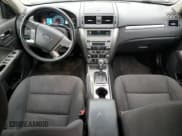 ✅ 2011 Ford Fusion Hybrid • VIN: 3FADP0L38BR192960 • Lot: 91322865. Wystawiony na Copart z przebiegiem 211 342 mil. Bezpłatny archiwum sprzedaży aukcyjnych z USA i szczegółowy raport historii pojazdu na DreamBid. Zdjęcie 8.