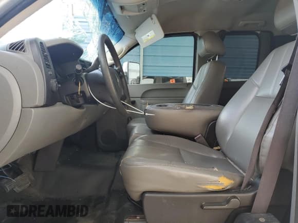 ✅ 2011 Chevrolet Silverado 1500 Work Truck • VIN: 1GCRCPEA0BZ406402 • Lot: 74628274. Listed on Copart with 277,413 mi. Free auction sales archive from the USA and detailed vehicle history report at DreamBid. Image 7.