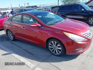 ✅ 2013 Hyundai Sonata Limited • VIN: 5NPEC4AB3DH505429 • Лот: 43385179. Опубликован ранее на IAAI с пробегом 166 497 миль. Бесплатный доступ к архиву аукционных продаж из США и подробный отчёт об истории автомобиля на DreamBid. Изображение 1.