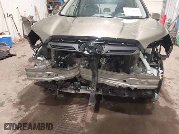 ✅ 2023 Subaru Forester Limited • VIN: JF2SKAPC3PH486888 • Лот: 43225921. Опубликован ранее на IAAI с пробегом 33 879 миль. Бесплатный доступ к архиву аукционных продаж из США и подробный отчёт об истории автомобиля на DreamBid. Изображение 6.