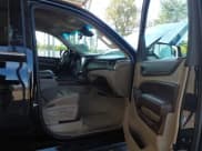 ✅ 2016 Chevrolet Tahoe LT • VIN: 1GNSKBKC5GR199288 • Lot: 43369301. Wystawiony na IAAI z przebiegiem 207 667 mil. Bezpłatny archiwum sprzedaży aukcyjnych z USA i szczegółowy raport historii pojazdu na DreamBid. Zdjęcie 5.