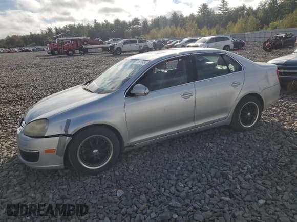 ✅ 2005 Volkswagen Jetta 2.5L • VIN: 3VWDF71KX5M600194 • Lot: 73515464. Listed on Copart with 207,527 mi. Free auction sales archive from the USA and detailed vehicle history report at DreamBid. Image 1.