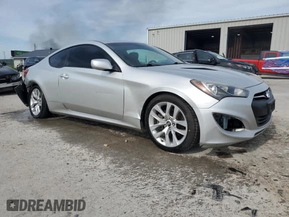 ✅ 2013 Hyundai Genesis Coupe 2.0T • VIN: KMHHT6KD2DU107820 • Lot: 61793195. Wystawiony na Copart z przebiegiem 98 453 mil. Bezpłatny archiwum sprzedaży aukcyjnych z USA i szczegółowy raport historii pojazdu na DreamBid. Zdjęcie 4.