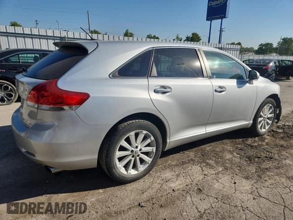 ✅ 2011 Toyota Venza • VIN: 4T3ZA3BBXBU053226 • Лот: 82181975. Опубликован ранее на Copart с пробегом 195 207 миль. Бесплатный доступ к архиву аукционных продаж из США и подробный отчёт об истории автомобиля на DreamBid. Изображение 3.