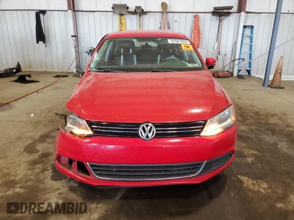 ✅ 2013 Volkswagen Jetta SE • VIN: 3VWDP7AJ1DM376252 • Lot: 85567005. Listed on Copart with 186,461 mi. Free auction sales archive from the USA and detailed vehicle history report at DreamBid. Image 5.