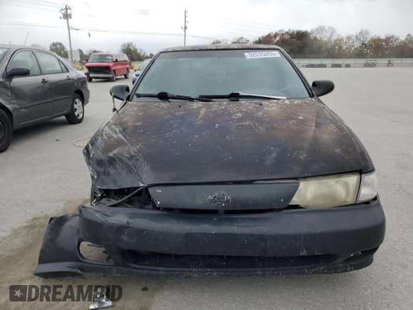 ✅ 1998 Nissan 200SX • VIN: 1N4AB42D5WC520178 • Лот: 92035855. Опубликован ранее на Copart с пробегом 108 000 миль. Бесплатный доступ к архиву аукционных продаж из США и подробный отчёт об истории автомобиля на DreamBid. Изображение 5.