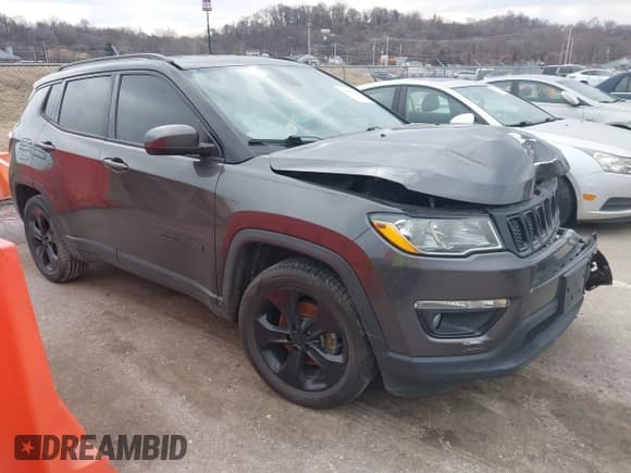 ✅ 2019 Jeep Compass Latitude • VIN: 3C4NJCBB6KT613295 • Lot: 41678017. Listed on IAAI with 104,572 mi. Free auction sales archive from the USA and detailed vehicle history report at DreamBid. Image 1.