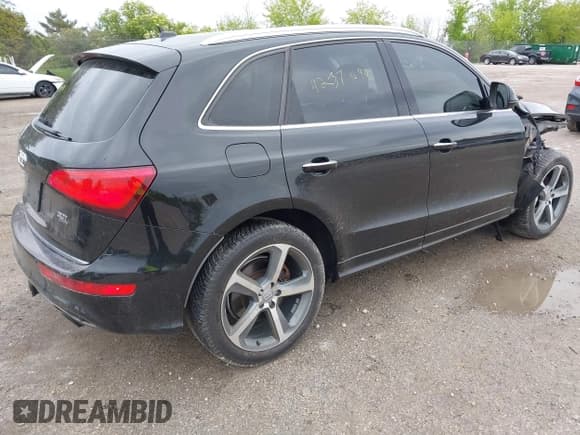 ✅ 2017 Audi Q5 Premium Plus • VIN: WA1D7AFP2HA041916 • Lot: 42371090. Listed on IAAI with 181,608 mi. Free auction sales archive from the USA and detailed vehicle history report at DreamBid. Image 4.