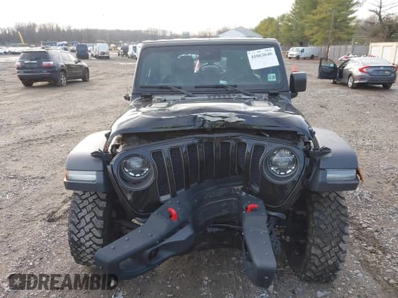 ✅ 2020 Jeep Wrangler Unlimited Rubicon • VIN: 1C4HJXFN8LW324066 • Lot: 41063646. Listed on IAAI with 31,698 mi. Free auction sales archive from the USA and detailed vehicle history report at DreamBid. Image 12.