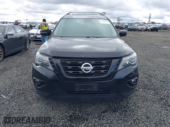 ✅ 2018 Nissan Pathfinder SL • VIN: 5N1DR2MM2JC642120 • Lot: 41806544. Listed on IAAI with 68,279 mi. Free auction sales archive from the USA and detailed vehicle history report at DreamBid. Image 12.