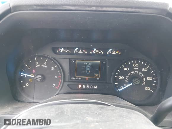 ✅ 2018 Ford F-150 XL • VIN: 1FTFX1CGXJKE24487 • Lot: 41580020. Wystawiony na IAAI z przebiegiem 119 457 mil. Bezpłatny archiwum sprzedaży aukcyjnych z USA i szczegółowy raport historii pojazdu na DreamBid. Zdjęcie 7.