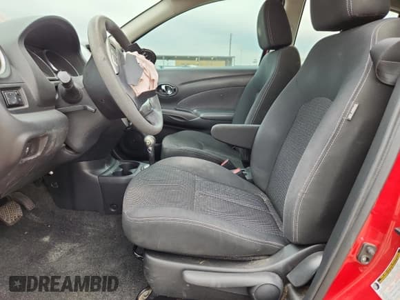 ✅ 2015 Nissan Versa SV • VIN: 3N1CN7AP8FL930777 • Lot: 87123535. Listed on Copart with 68,436 mi. Free auction sales archive from the USA and detailed vehicle history report at DreamBid. Image 7.