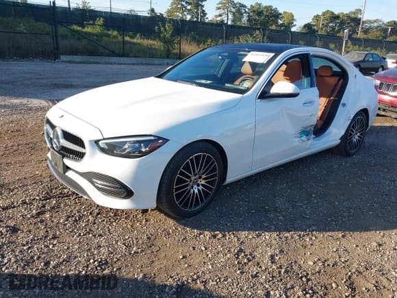 ✅ 2023 Mercedes-Benz C 300 • VIN: W1KAF4HB2PR075939 • Лот: 43353159. Опубликован ранее на IAAI с пробегом 28 356 миль. Бесплатный доступ к архиву аукционных продаж из США и подробный отчёт об истории автомобиля на DreamBid. Изображение 18.