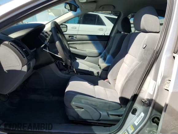 ✅ 2007 Honda Accord LX • VIN: 1HGCM56447A002798 • Lot: 86519025. Listed on Copart with 185,968 mi. Free auction sales archive from the USA and detailed vehicle history report at DreamBid. Image 7.