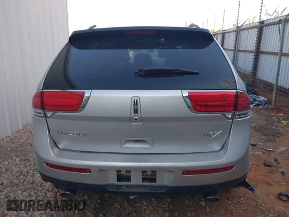 ✅ 2012 Lincoln MKX • VIN: 2LMDJ6JK1CBL11070 • Lot: 43504311. Listed on IAAI with 131,774 mi. Free auction sales archive from the USA and detailed vehicle history report at DreamBid. Image 16.