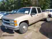 1998 Chevrolet Silverado 3500 с VIN 1GCHC33J9WF022102, выставлен на аукционе IAAI как лот 43267780 с пробегом 243 172 миль миль и . История ставок и продаж доступна на DreamBid. Изображение 2.