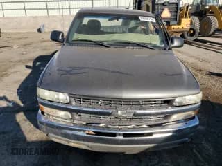 ✅ 2000 Chevrolet Silverado 1500 • VIN: 1GCEC14W7YZ154987 • Лот: 69068794. Опубликован ранее на Copart с пробегом Не указан. Бесплатный доступ к архиву аукционных продаж из США и подробный отчёт об истории автомобиля на DreamBid. Изображение 5.