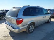 ✅ 2005 Dodge Caravan SXT • VIN: 2D4GP44L55R134475 • Lot: 43575271. Listed on IAAI with 200,475 mi. Free auction sales archive from the USA and detailed vehicle history report at DreamBid. Image 4.