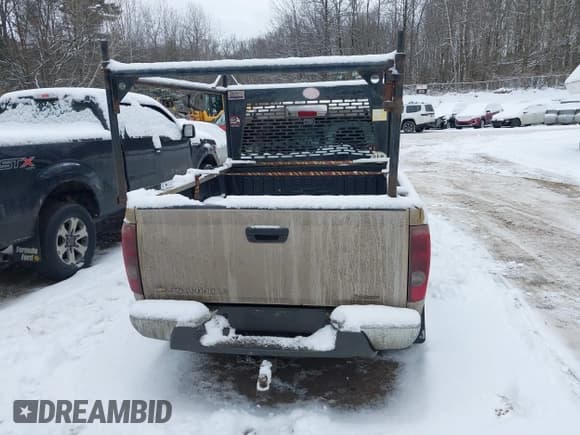 ✅ 2004 Chevrolet Colorado LS Z71 • VIN: 1GCDT196848174976 • Lot: 41465139. Wystawiony na IAAI z przebiegiem 185 149 mil. Bezpłatny archiwum sprzedaży aukcyjnych z USA i szczegółowy raport historii pojazdu na DreamBid. Zdjęcie 17.