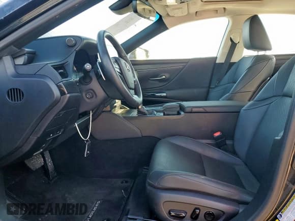 ✅ 2022 Lexus ES 350 • VIN: 58ADZ1B14NU119662 • Lot: 90487905. Listed on Copart with 27,958 mi. Free auction sales archive from the USA and detailed vehicle history report at DreamBid. Image 7.