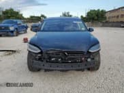 ✅ 2017 Tesla Model X 90D • VIN: 5YJXCDE23HF052176 • Lot: 91972145. Wystawiony na Copart z przebiegiem 71 029 mil. Bezpłatny archiwum sprzedaży aukcyjnych z USA i szczegółowy raport historii pojazdu na DreamBid. Zdjęcie 5.