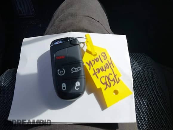 2024 Dodge Hornet R/T z VIN ZACPDFCW5R3A15632, wystawiony jako IAAI lot #41721818 z przebiegiem 13 541 mil mil oraz . Historia ofert i sprzedaży dostępna na DreamBid. Obrazek 11.