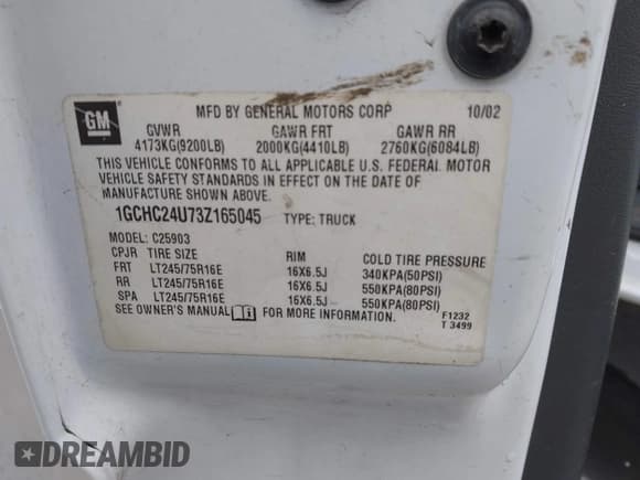 ✅ 2003 Chevrolet Silverado 2500HD Work Truck • VIN: 1GCHC24U73Z165045 • Lot: 42118541. Wystawiony na IAAI z przebiegiem 242 456 mil. Bezpłatny archiwum sprzedaży aukcyjnych z USA i szczegółowy raport historii pojazdu na DreamBid. Zdjęcie 9.