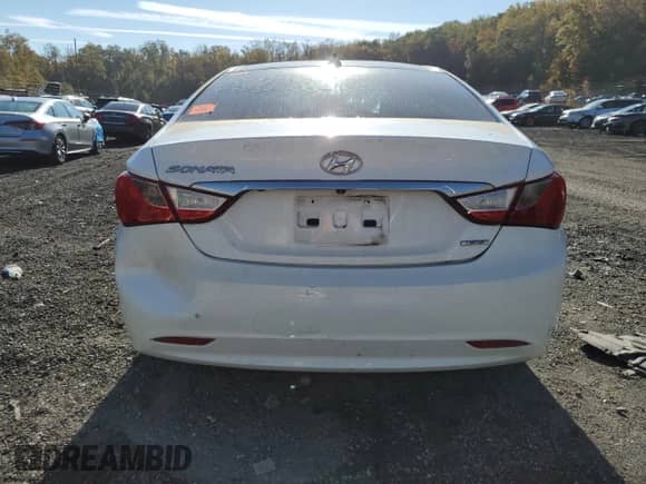 2013 Hyundai Sonata SE with VIN 5NPEC4AC4DH552283, listed as a Copart auction lot 87053975 with 131,839 mi miles and Salvage title. Bid and sale history available at DreamBid. Image 6.
