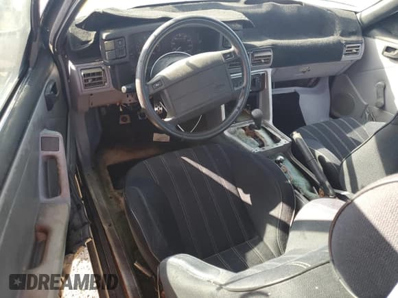 ✅ 1993 Ford Mustang • VIN: 1FACP40E5PF134317 • Lot: 77322724. Listed on Copart with 96,493 mi. Free auction sales archive from the USA and detailed vehicle history report at DreamBid. Image 8.