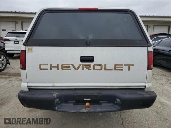 ✅ 2000 Chevrolet S-10 LS • VIN: 1GCCS19W3YK297513 • Лот: 80714844. Опубликован ранее на Copart с пробегом 138 838 миль. Бесплатный доступ к архиву аукционных продаж из США и подробный отчёт об истории автомобиля на DreamBid. Изображение 6.