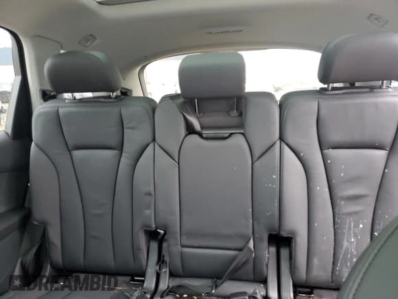 ✅ 2022 Audi Q7 Premium • VIN: WA1AJBF77ND012075 • Lot: 54492975. Wystawiony na Copart z przebiegiem 39 050 mil. Bezpłatny archiwum sprzedaży aukcyjnych z USA i szczegółowy raport historii pojazdu na DreamBid. Zdjęcie 10.