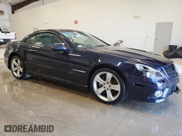 ✅ 2009 Mercedes-Benz SL 550 • VIN: WDBSK71F59F151939 • Лот: 71189084. Опубликован ранее на Copart с пробегом Не указан. Бесплатный доступ к архиву аукционных продаж из США и подробный отчёт об истории автомобиля на DreamBid. Изображение 4.