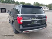 ✅ 2024 Ford Expedition Max XLT • VIN: 1FMJK1J86REA27207 • Lot: 40331929. Wystawiony na IAAI z przebiegiem 25 951 mil. Bezpłatny archiwum sprzedaży aukcyjnych z USA i szczegółowy raport historii pojazdu na DreamBid. Zdjęcie 3.