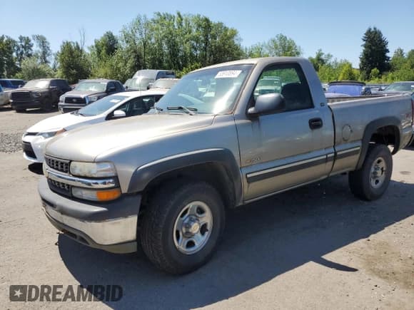 ✅ 2000 Chevrolet Silverado 1500 • VIN: 1GCEK14W5YZ305361 • Lot: 63910894. Listed on Copart with Not provided. Free auction sales archive from the USA and detailed vehicle history report at DreamBid. Image 1.