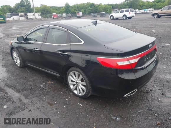 ✅ 2013 Hyundai Azera • VIN: KMHFH4JG5DA328645 • Лот: 42531226. Опубликован ранее на IAAI с пробегом 82 403 миль. Бесплатный доступ к архиву аукционных продаж из США и подробный отчёт об истории автомобиля на DreamBid. Изображение 3.