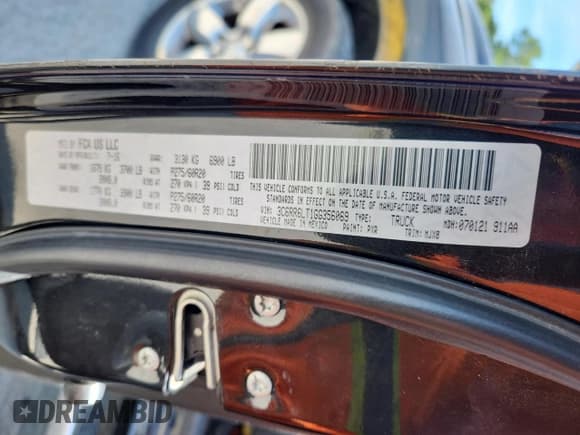 ✅ 2016 Ram 1500 Big Horn • VIN: 3C6RR6LT1GG356069 • Lot: 70157065. Listed on Copart with 163,836 mi. Free auction sales archive from the USA and detailed vehicle history report at DreamBid. Image 12.