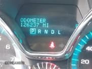 ✅ 2016 Chevrolet Traverse LT • VIN: 1GNKRGKD7GJ332374 • Lot: 43599056. Wystawiony na IAAI z przebiegiem 126 237 mil. Bezpłatny archiwum sprzedaży aukcyjnych z USA i szczegółowy raport historii pojazdu na DreamBid. Zdjęcie 15.