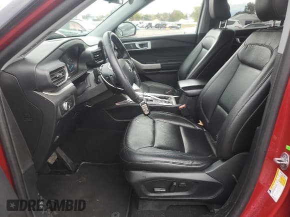 ✅ 2020 Ford Explorer XLT • VIN: 1FMSK8DH1LGC72419 • Лот: 82574805. Опубликован ранее на Copart с пробегом 104 992 миль. Бесплатный доступ к архиву аукционных продаж из США и подробный отчёт об истории автомобиля на DreamBid. Изображение 7.