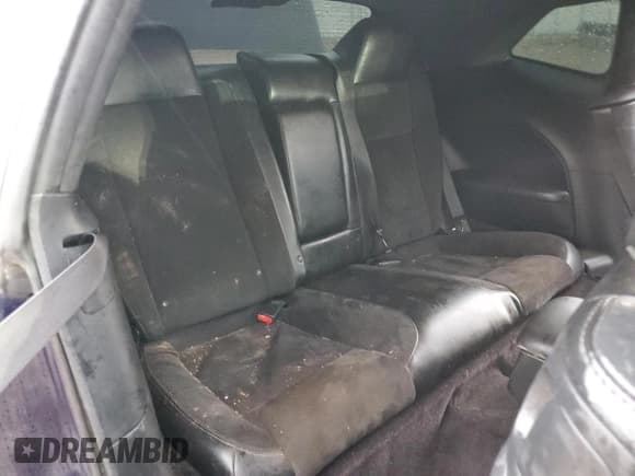 ✅ 2017 Dodge Challenger T/A 392 • VIN: 2C3CDZFJ9HH626048 • Lot: 54896805. Wystawiony na Copart z przebiegiem 95 339 mil. Bezpłatny archiwum sprzedaży aukcyjnych z USA i szczegółowy raport historii pojazdu na DreamBid. Zdjęcie 10.