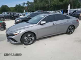 2025 Hyundai Elantra Limited z VIN KMHLN4DJ1SU162655, wystawiony jako Copart lot #80559115 z przebiegiem 6 599 mil mil oraz Szkoda całkowita • Salvage title. Historia ofert i sprzedaży dostępna na DreamBid. Obrazek 1.