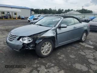 ✅ 2009 Chrysler Sebring Touring • VIN: 1C3LC55D09N527148 • Lot: 63204985. Wystawiony na Copart z przebiegiem 107 403 mil. Bezpłatny archiwum sprzedaży aukcyjnych z USA i szczegółowy raport historii pojazdu na DreamBid. Zdjęcie 1.