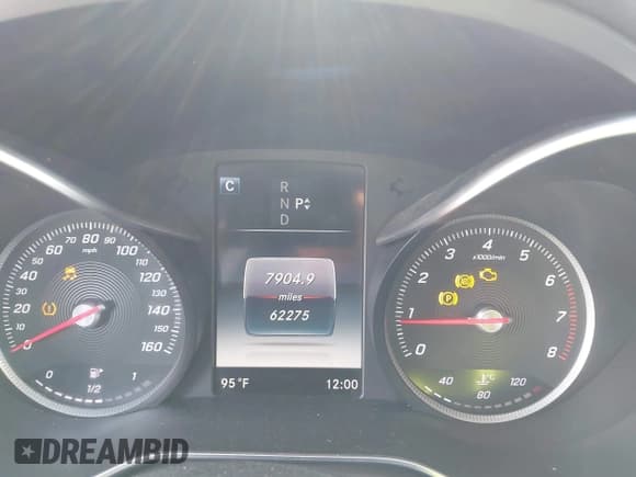 ✅ 2016 Mercedes-Benz C 300 • VIN: 55SWF4JBXGU118633 • Lot: 43262872. Listed on IAAI with 62,275 mi. Free auction sales archive from the USA and detailed vehicle history report at DreamBid. Image 10.